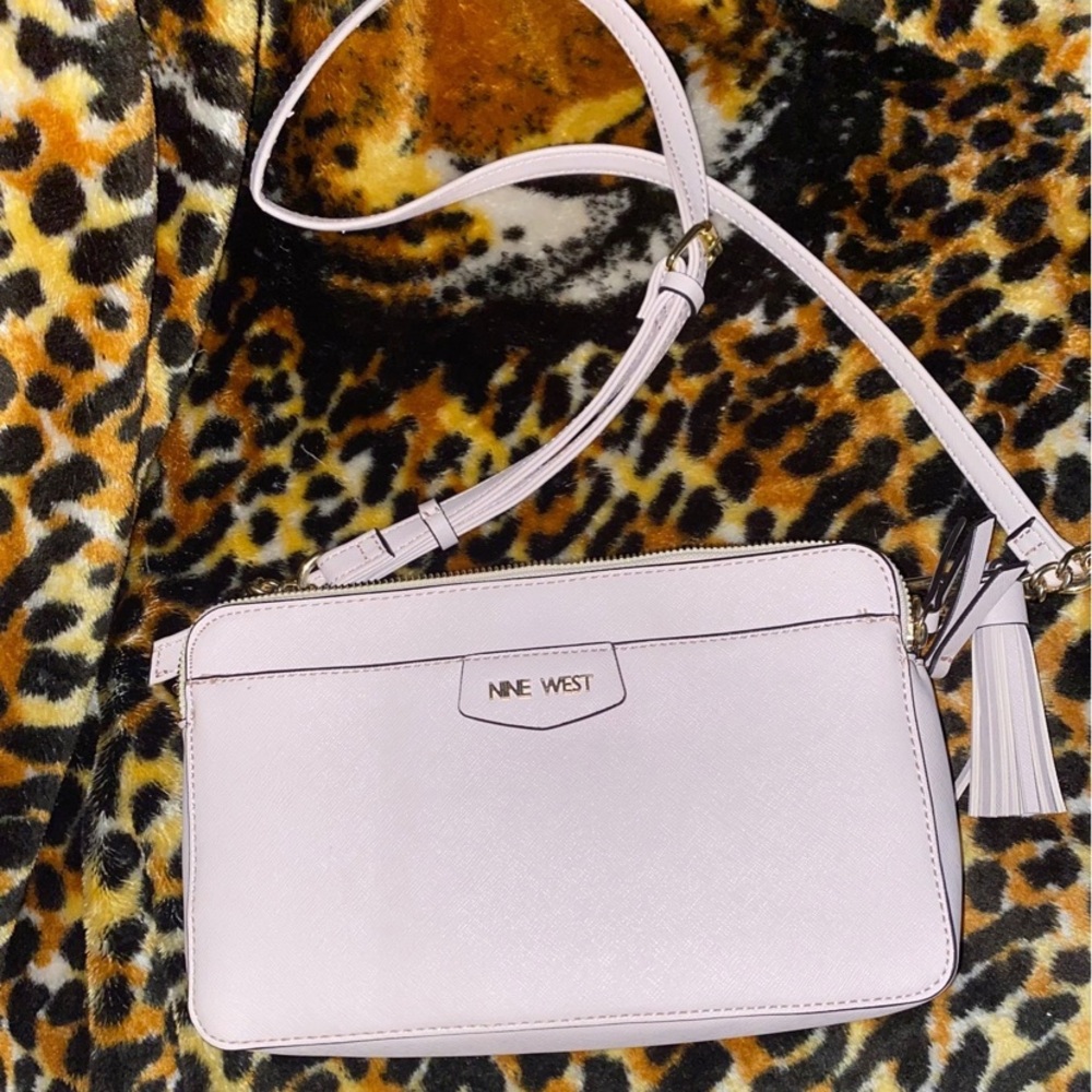 Nine West small shoulder bag